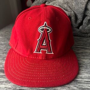 Los Angeles Angels Red Fitted Cap 7 1/4